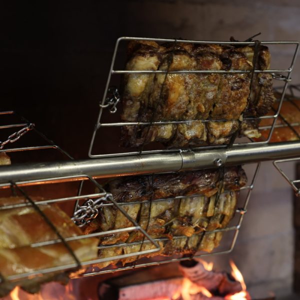 Spit wings, rotisserie clamp